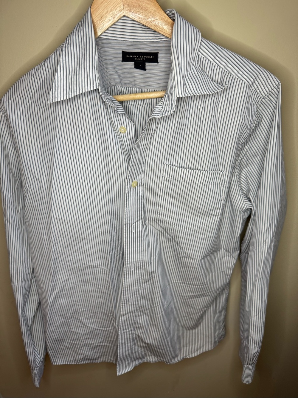 Banana Republic Men's Slim Fit Blue and White Pinstripe Dress Shirt